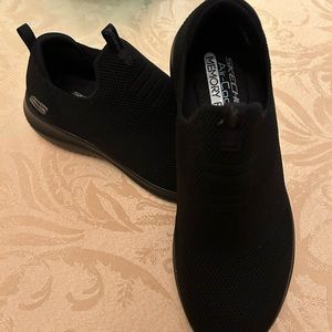 Skechers Air Cooled Memory Foam shoe.